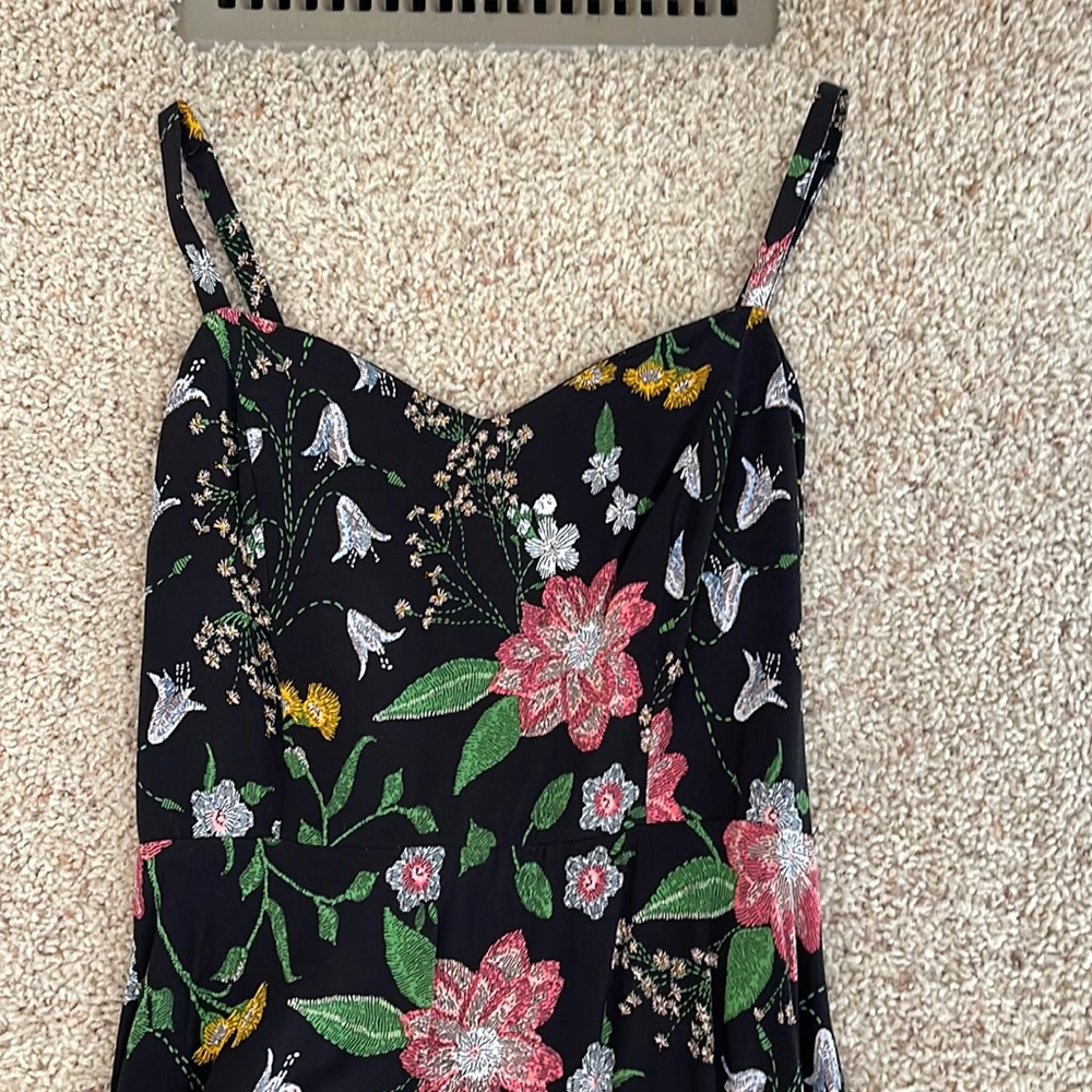 Medium floral old navy dress